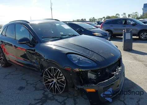 2022 Porsche Macan z USA, uszkodzony, nr VIN WP1AA2A58NLB05025
